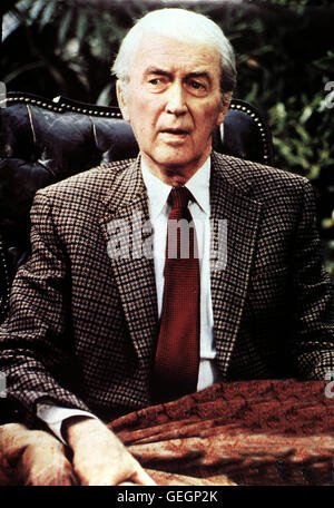 JAMES STEWART, 1978 Der Alte Und Sterbenskranke General Sternwood (James Stewart) Beauftragt Den Privatdetektiv Philip Marlowe, Herauszufinden, Warum seine Toechter Erpresst Werden.  Lokalen Caption *** 1978, Big Sleep, Tote Alpenzimmern Besser Stockfoto