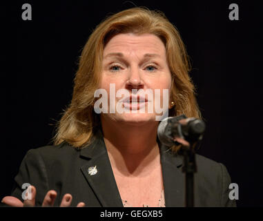 Die NASA Women in Action-Veranstaltung im Goddard Space Flight Center konzentrierte sich auf die Stärkung von Frauen in Wissenschaft, Technik, Technik und Mathematik (MINT). Die Veranstaltung zeigte weibliche Führungspersönlichkeiten in der Weltraumforschung. Stockfoto