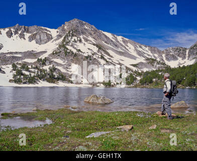 Selbstporträt von Johannes Lämmer am Tendoy Lake in den Pionieren Bergen in der Nähe von Dillon, montana Stockfoto