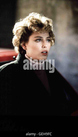 Virginia Madsen Bei Den Vorbereitungen Fuer Ihre Doktorarbeit Stoesst Helen Lyle (Virginia Madsen) Auf Die Unheimliche Legende Vom Candyman. Lokalen Caption *** 1992, Candyman, Candyman Fluch Stockfoto