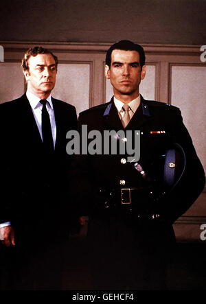 Michel Caine, Pierce Brosnan Kann John Preston (Michael Caine, l) Vom Britischen Sicherheitsdienstes Valeri (Pierce Brosnan) zu stoppen? Lokalen Caption *** 1987 das vierte Protokoll, die, Das Vierte Protokoll Stockfoto