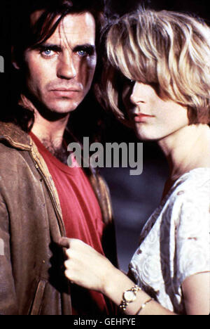 Jeff Fahey, Bridget Fonda Aber Auch der Dependance Stahlarbeiter Barry (Jeff Fahey) Kommt Fuer sterben Tat in Frage. Tatsaechlich Behauptet er, Höhle Japaner in Notwehr Erschlagen Zu Haben. Das Passt Jedoch Nicht Zu Chris (Bridget Fonda) Aussage. Lokalen Capt Stockfoto