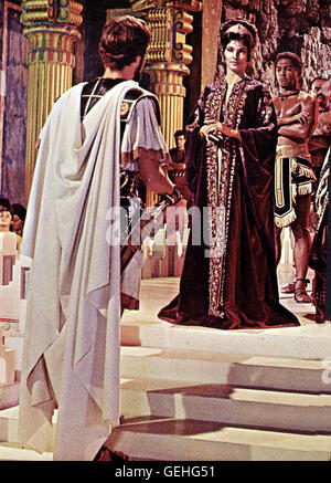 Jason (Todd Armstrong), Medea (Nancy Kovack) *** lokalen Caption *** 1963, Jason und die Argonauten Jason Und Die Argonauten Stockfoto