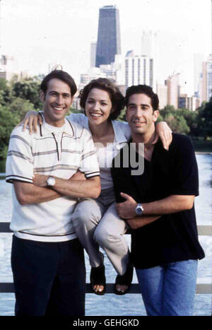 Jason Lee, Mili Avital, David Schwimmer Als Ihm Sein Freund Max Abbitt (David Schwimmer, R) sterben Lektorin Sam (Mili Avital) Vorstellt, ist es Umm Jay (Jason Lee) Und Sam Geschehen - Sie Onlineportal Sitsch Auf Den Ersten Blick. Lokalen Caption *** 1998, ein Narr, Zwei Männer, Eine Frau Und Eine Hochzeit küssen Stockfoto