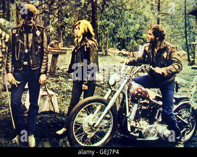 Peter Fonda, Nancy Sinatra?  Mike (Nancy Sinatra) Gehoert Zu der Motorrad-Gang von himmlischen Blues (Peter Fonda). Lokalen Caption *** 1966, Wilde Engel, Die Wilden Engel Stockfoto