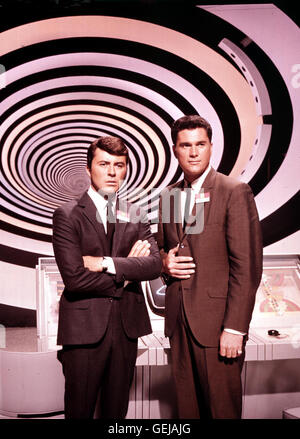 James Darren, Robert Colbert *** lokalen Caption *** 1966, Time Tunnel, Zeittunnel Stockfoto