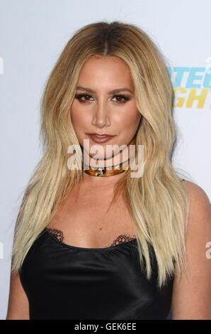 Hollywood, USA. 25. Juli 2016. HOLLYWOOD, CA - 25 Juli: Ashley Tisdale bei der Premiere des Cinedigm "Amateur-Nacht" am ArcLight Hollywood am 25. Juli 2016 in Hollywood, Kalifornien. Bildnachweis: David Edwards/MediaPunch Credit: MediaPunch Inc/Alamy Live-Nachrichten Stockfoto