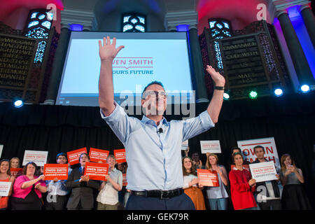 London, UK. 26. Juli 2016. Arbeitsrechtlichen Führung Anwärter Owen Smith Kampagnen in London. Bildnachweis: Michael Tubi/Alamy Live-Nachrichten Stockfoto