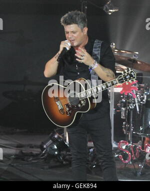 26. Juli 2016 - der Sänger Alejandro Sanz kehrt zu seinem zweiten Besuch in Malaga in weniger als einem Jahr mit mehr als 10.000 Menschen in den Palast von Martin Carpena Sport Laga mit seiner neuen Tour namens '' Sirup © Fotos Lorenzo Carnero/ZUMA Draht/Alamy Live News Stockfoto