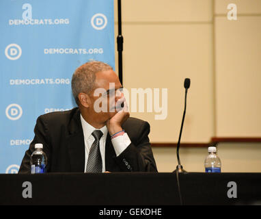 Philadelphia, Pennsylvania, USA. 27. Juli 2016. Ehemalige US Attorney General, ERIC HOLDER, anlässlich der Morgenbesprechung Black Caucus in Philadelphia Convention Center, Philadelphia Pa Credit: Ricky Fitchett/ZUMA Draht/Alamy Live News Stockfoto