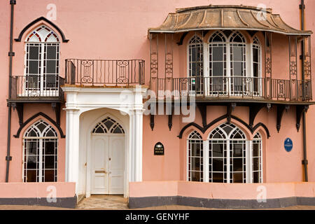 Großbritannien, England, Devon, Sidmouth, The Esplanade, Beach House, das erste Gebäude auf Sidmouths Strandpromenade Stockfoto