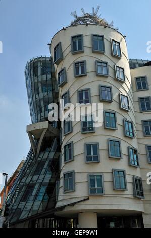 Das Tanzende Haus, Prag Stockfoto