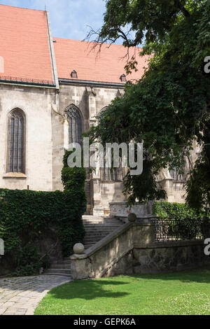 Sairs in der Rückseite der Kathedrale Saint-Martin, Bratislava Stockfoto