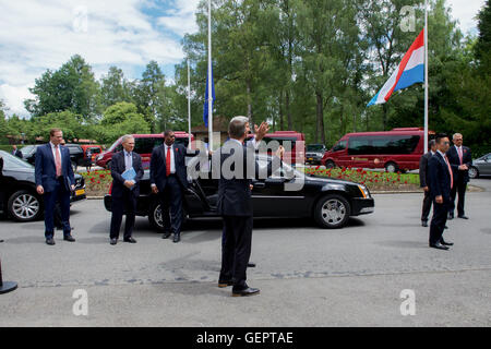 Secretary Kerry besucht Arbeitsessen mit luxemburgischen Premierminister Stockfoto