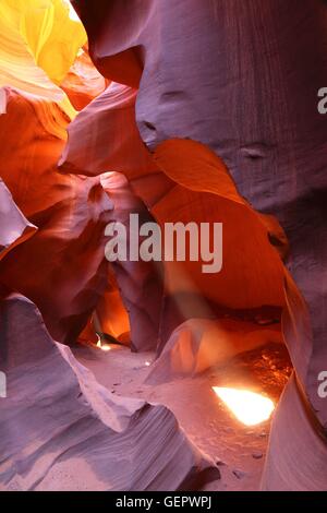Geographie / Reisen, USA, Arizona, Balken im Lower Antelope Canyon, Slot Canyon, Navajo-Reservat, Seite Stockfoto
