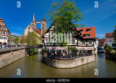 Wehrneckarkanal, Mit Blick Auf Stadtkirche St. Dionys, Esslingen am Neckar, Wuerttemberg, Deutschland, Europa Stockfoto