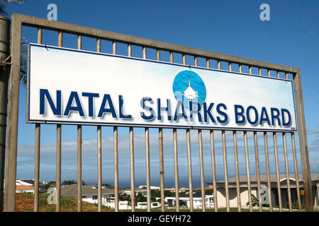 Eingang zum Natal Sharks Board, Umhlanga nahe Durban, KwaZulu-Natal, Südafrika Stockfoto