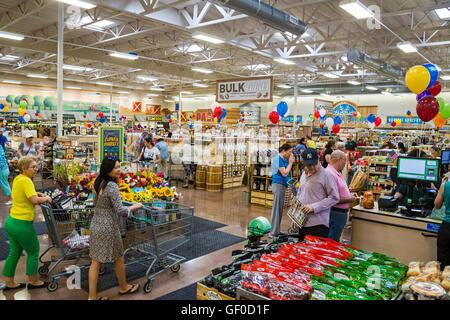 Las Vegas, Nevada - Sprossen Bauernmarkt. Das Unternehmen betreibt 230 Filialen in 13 Staaten, mit Schwerpunkt auf frische und gesunde Lebensmittel. Stockfoto