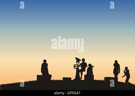 Kinder spielen im Park, sitzen an einem Teleskop Silhouette gegen eine untergehende Sonne - skalierbare Vektor. Stock Vektor