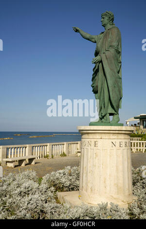 Statue des römischen Kaisers Nero, Anzio, Italien. Stockfoto