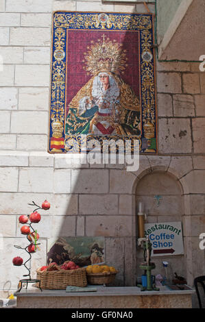 Jerusalem: der Hof der Kirche Our Lady of Sorrows, ein armenisch-katholischen Kirche an der Via Dolorosa Stockfoto