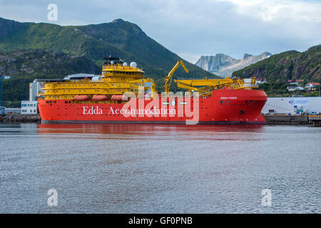 Edda Fides Flotel, Unterkunft Schiff für die Ölindustrie, große rote Schiff Stockfoto