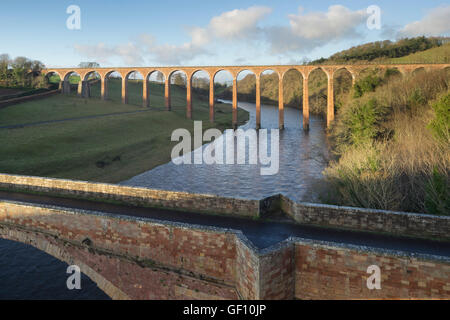 Fluss-Tweed und Leaderfoot-Viadukt, Schottland, Scottish Borders, UK Stockfoto