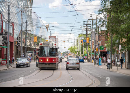 Toronto, Kanada - 2. Juli 2016: Straßenbahn Toronto wird betrieben von der Toronto Transit Kommission (TTC). Stockfoto