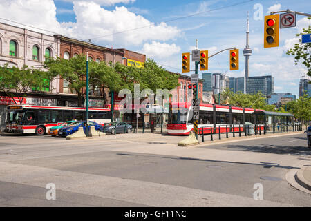 Toronto, Kanada - 2. Juli 2016: Straßenbahn Toronto wird betrieben von der Toronto Transit Kommission (TTC). Stockfoto