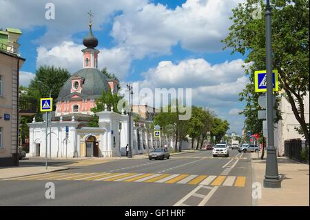 Moskau, Blick auf die Stadt. Tempel der Heiligen Katharina die große Märtyrer, Bolshaya Ordynka Straße 60/2 Stockfoto