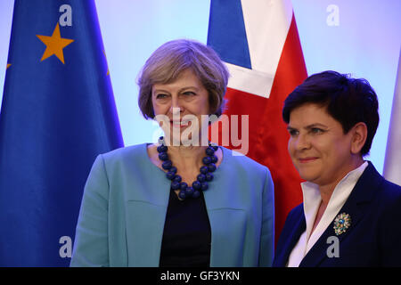 Warschau, Polen. 28. Juli 2016. Der britische Premierminister für Staatsbesuch in polnischen Primer Beata Szydlo angekommen. Bildnachweis: Jake Ratz/Alamy Live-Nachrichten Stockfoto