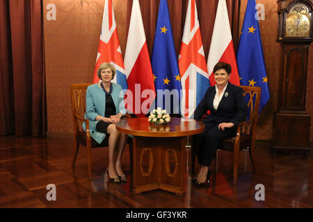 Warschau, Polen. 28. Juli 2016. Der britische Premierminister für Staatsbesuch in polnischen Primer Beata Szydlo angekommen. Bildnachweis: Jake Ratz/Alamy Live-Nachrichten Stockfoto