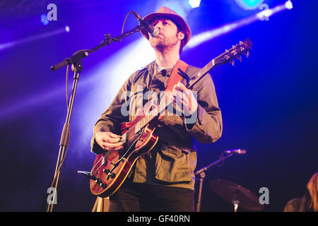 Matlock, Derbyshire, UK.  28. Juli 2016. James Skelly, Paul Duffy, Nick Power, Ian Skelly und Paul Molloy von The Coral Höchstleistungen YNOT Festival, Matlock, 2016 Credit: Myles Wright/ZUMA Draht/Alamy Live News Stockfoto