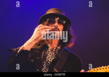 Matlock, Derbyshire, UK.  28. Juli 2016. James Skelly, Paul Duffy, Nick Power, Ian Skelly und Paul Molloy von The Coral Höchstleistungen YNOT Festival, Matlock, 2016 Credit: Myles Wright/ZUMA Draht/Alamy Live News Stockfoto