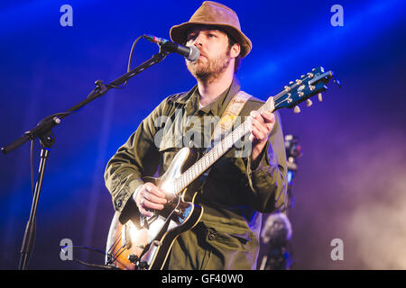 Matlock, Derbyshire, UK.  28. Juli 2016. James Skelly, Paul Duffy, Nick Power, Ian Skelly und Paul Molloy von The Coral Höchstleistungen YNOT Festival, Matlock, 2016 Credit: Myles Wright/ZUMA Draht/Alamy Live News Stockfoto