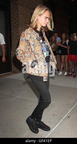 New York, USA. 28. Juli 2016. Cara Delevingne in New York, New York auf 28. Juli 2016 zu sehen. Bildnachweis: Rainmaker Foto/MediaPunch Credit: MediaPunch Inc/Alamy Live-Nachrichten Stockfoto
