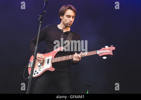 Matlock, UK. 29. Juli 2016. Rowan Bastable, Nathan Hill, Ryan Hill, Andy Hurst und Tom Wells der Indie-pop-Band, "Kassassin Straße" Höchstleistungen YNOT Festival, Matlock, UK, 2016 Credit: Myles Wright/ZUMA Draht/Alamy Live News Stockfoto