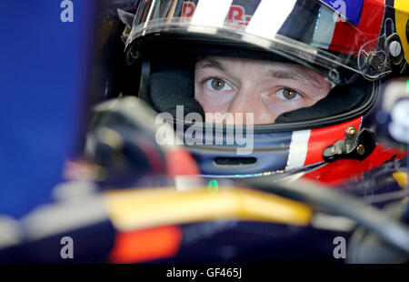 Hockenheim, Deutschland. 29. Juli 2016. Russische F1-Fahrer Daniil Kwjat der Scuderia Toro Rosso während des zweiten freien Trainings auf dem Hockenheimring in Hockenheim, Deutschland, 29. Juli 2016. Den deutschen Grand Prix findet am 31.07.2016. Foto: JAN WOITAS/Dpa/Alamy Live News Stockfoto
