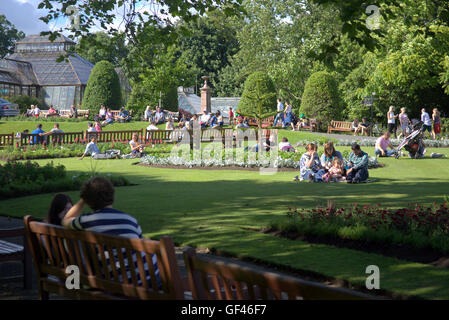 Botanische Gärten inmitten einer Parklandschaft im Westend von Glasgow Stockfoto