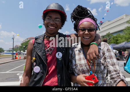 Young African-American paar Outdoor - USA Stockfoto