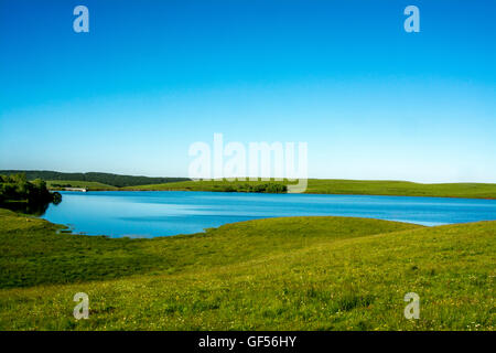 Mönchssee in Aubrac, Aveyron, Languedoc-Roussillon-Midi-Pyrénées, Frankreich, Europa Stockfoto