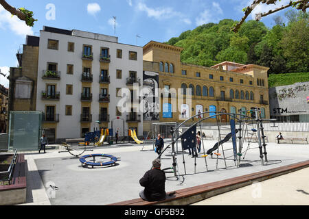 San Telmo Museum Altstadt und Kinder Spielplatz im Baskenland Region San Sebasti‡n Donostia, Spanien Stockfoto