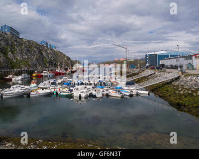 Angelboote/Fischerboote in Nuuk Hafen Hauptstadt von Grönland Stockfoto