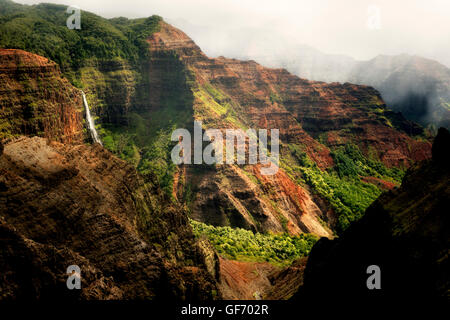 Waipoo verliebt sich in Waimea Canyon. Kauai, Hawaii Stockfoto