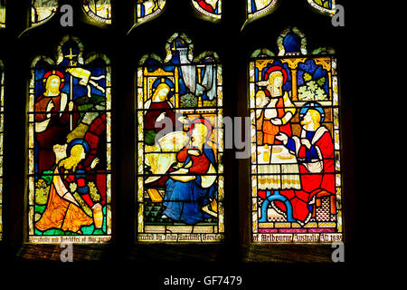 Glasfenster in St. Michaels und alle Engel-Pfarrkirche, Haworth, West Yorkshire, England, UK. Stockfoto