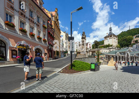 Lazenska Straße. Kolonnade, Karlsbad, Kurort, West-Böhmen, Tschechische Republik Stockfoto