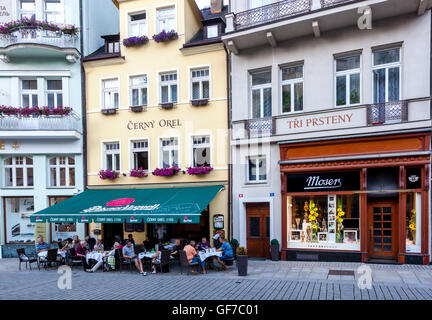 Lazenska Straße. Kolonnade, Karlsbad, Kurort, West-Böhmen, Tschechische Republik Stockfoto