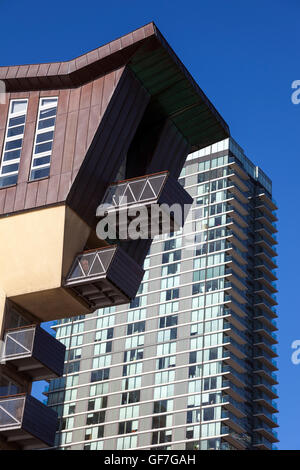 Canary Wharf Architektur - Detail Wohnblocks der Millennium Hafen Entwicklung Westferry Road, London, UK Stockfoto