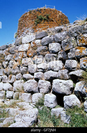 Nuragic Zivilisation. Bronzezeit (18. C. BC-2. C. n. Chr.).  Nurarghe (Turm-Festungen) von Santu Antine, Torralba, Sardinien. Italien. Stockfoto