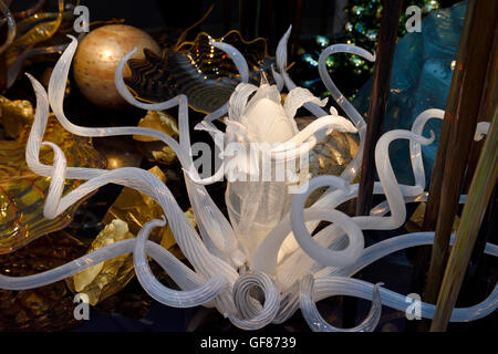 Tintenfisch und Aal in Unterwasser Fantasie Glaskunst von Chihuly ROM Toronto Stockfoto